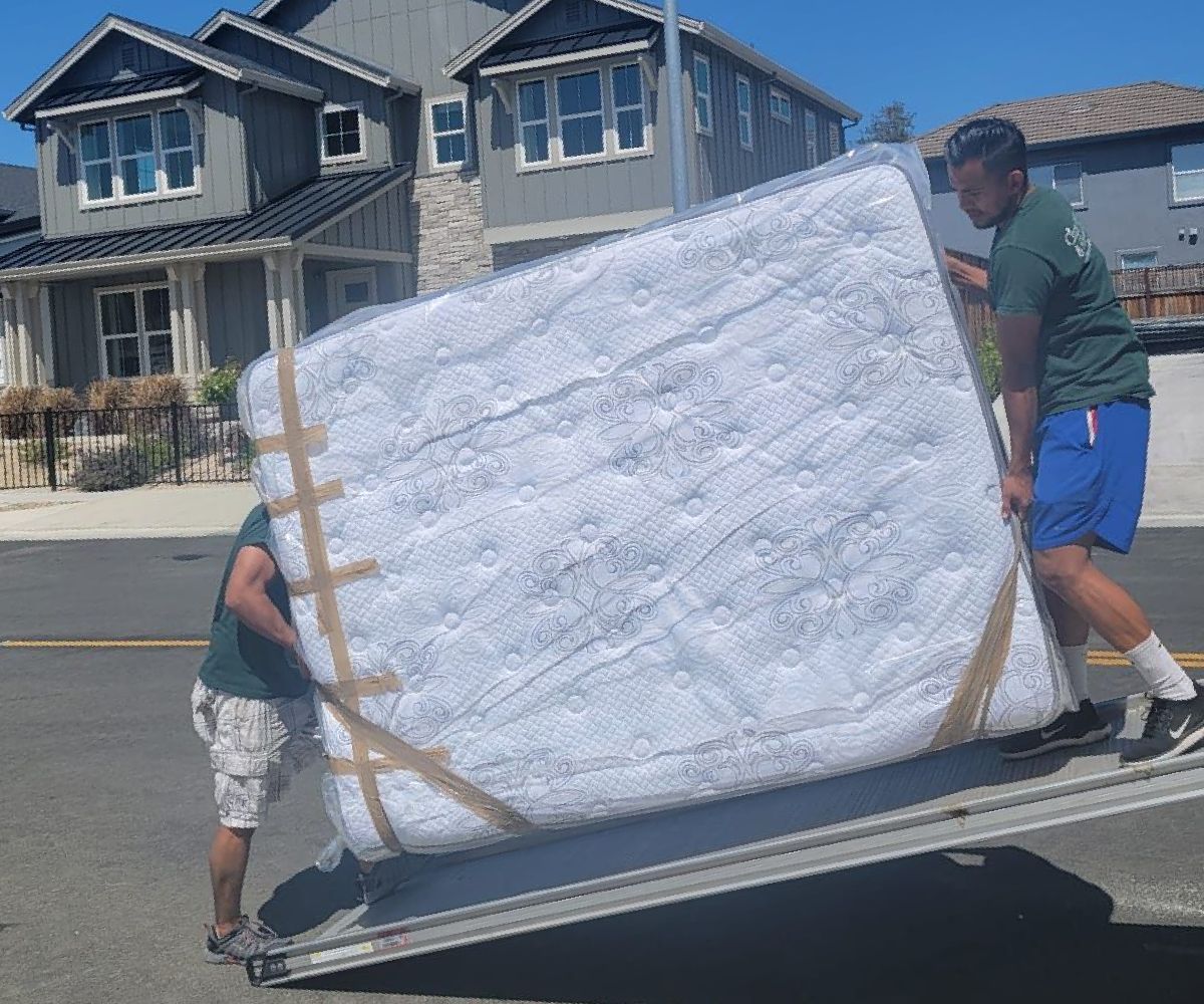 White Truck — San Francisco, CA — Celtic Moving & Storage Inc.