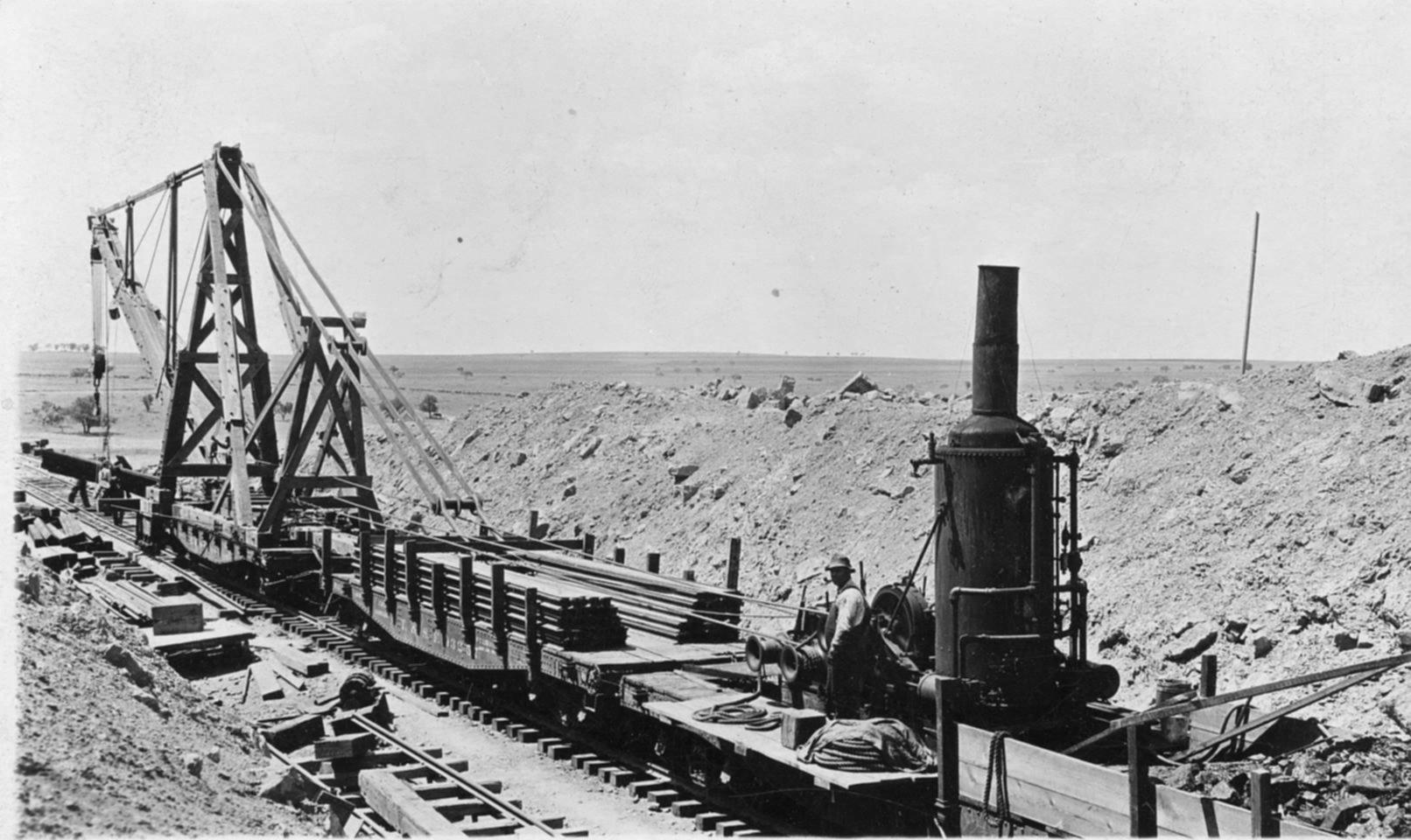 ats&f-rail-laying-machine-1910
