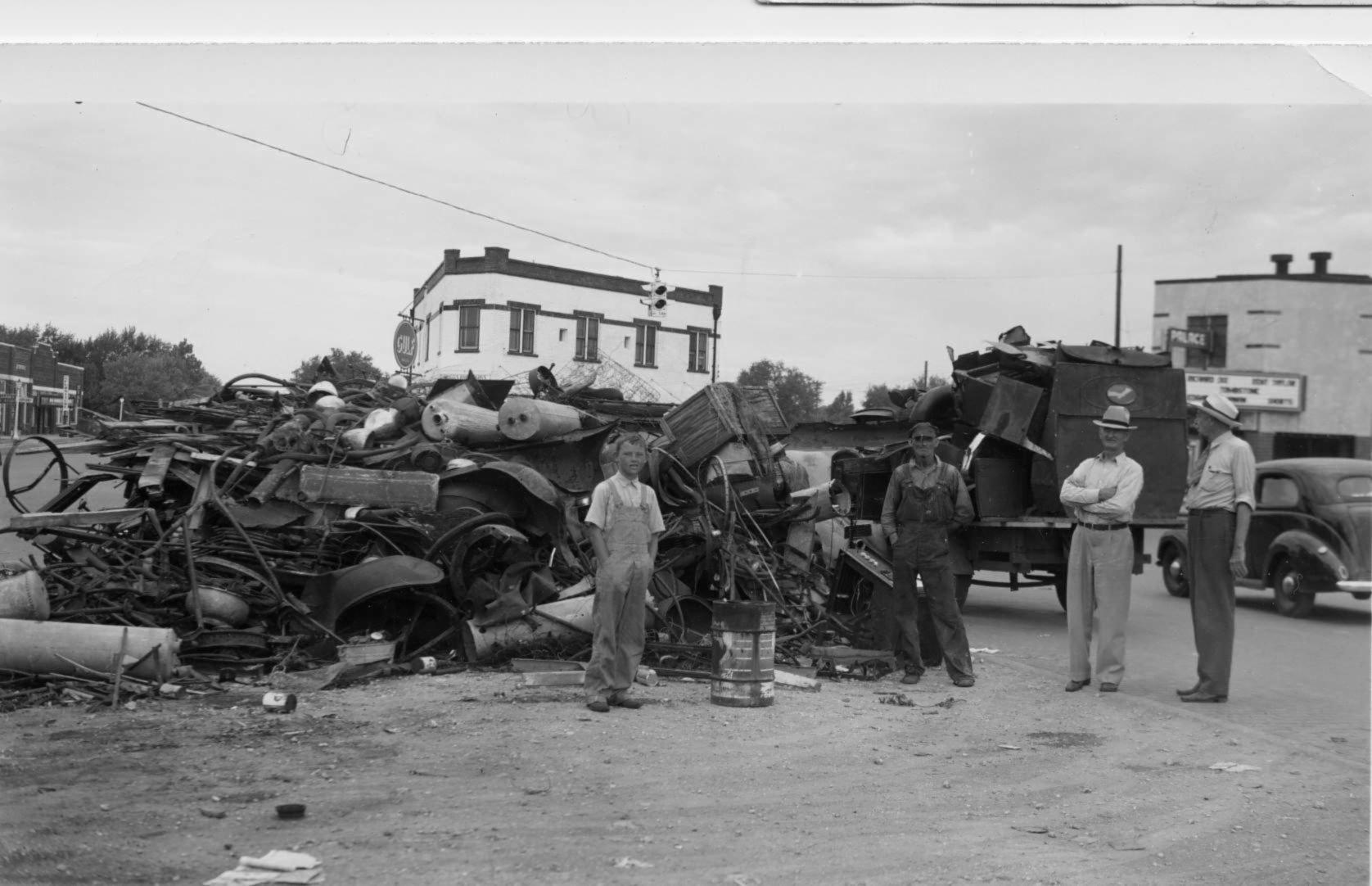 WWII-scrap-metal-drive-1944