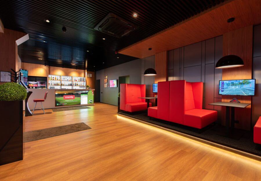 Pilnībā renovēts sporta bārs un spēļu zāle Jelgavā | SCO būve