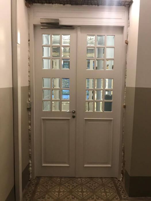 Jūgendstila masīvkoka ārdurvju, iekšdurvju un stikla iekšdurvju izgatavošana un montāža | SCO būve