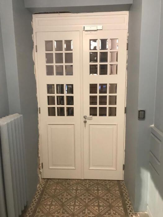 Jūgendstila masīvkoka ārdurvju, iekšdurvju un stikla iekšdurvju izgatavošana un montāža | SCO būve