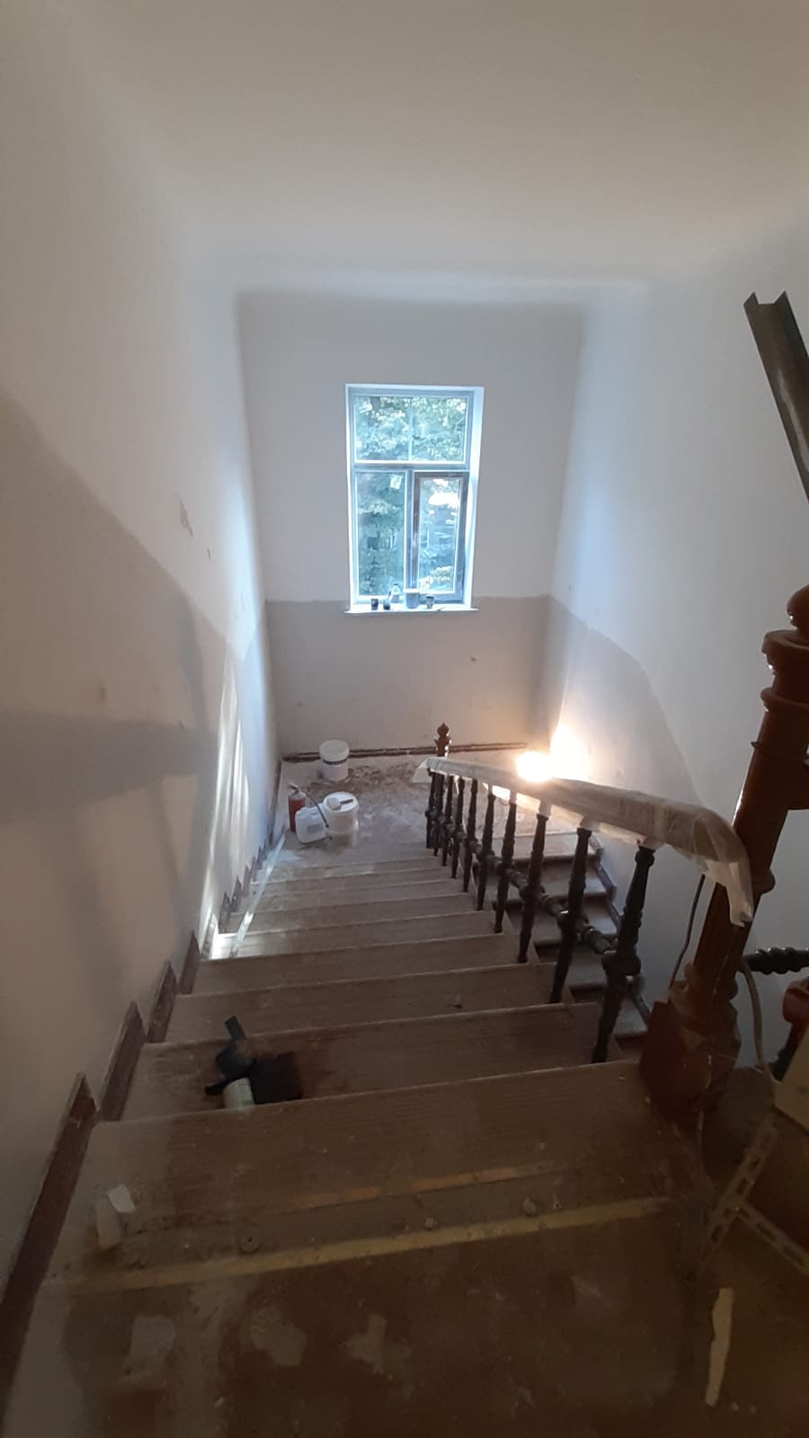 Daudzdzīvokļu mājas renovācija