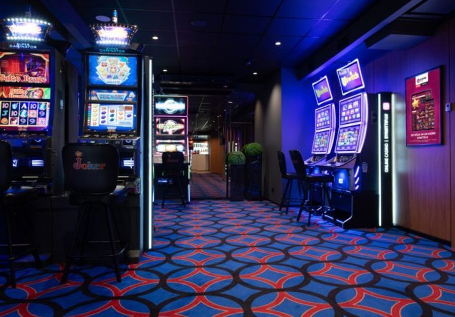 Pilnībā renovēts sporta bārs un spēļu zāle Smiltenē | SCO būve