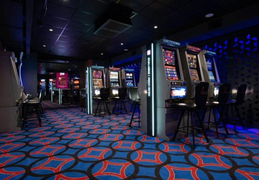 Pilnībā renovēts sporta bārs un spēļu zāle Smiltenē | SCO būve