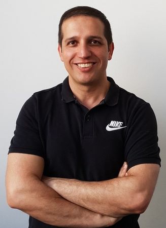 Picture of Matt who provides mobile massage service for  WOW Massage clients and is specialist in deep tissue massage, relaxing Swedish massage, tantric massage, and yoni massage.