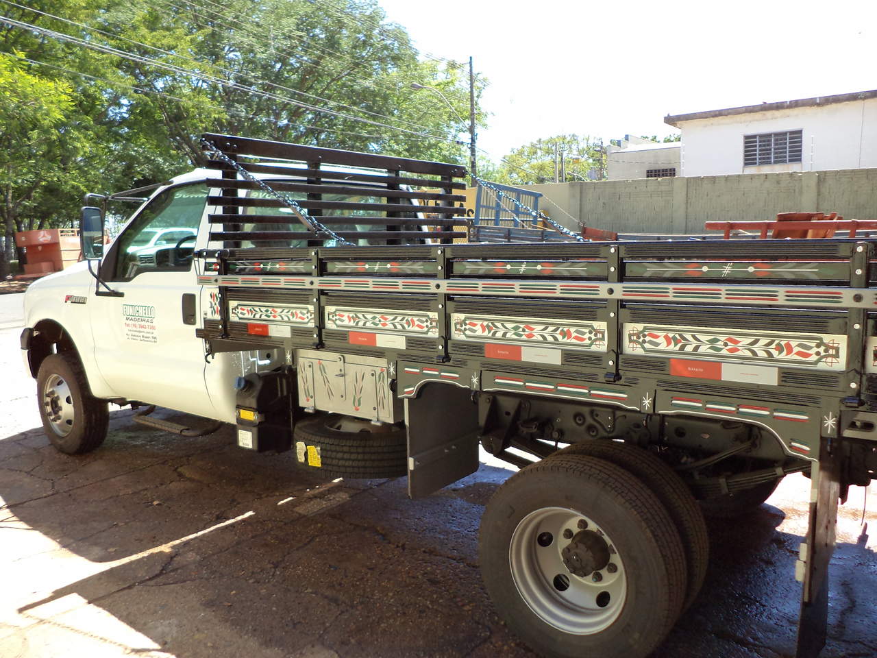 Carrocerias de Madeiras - BMV Carrocerias