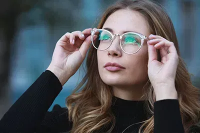 Lady in stylish frames