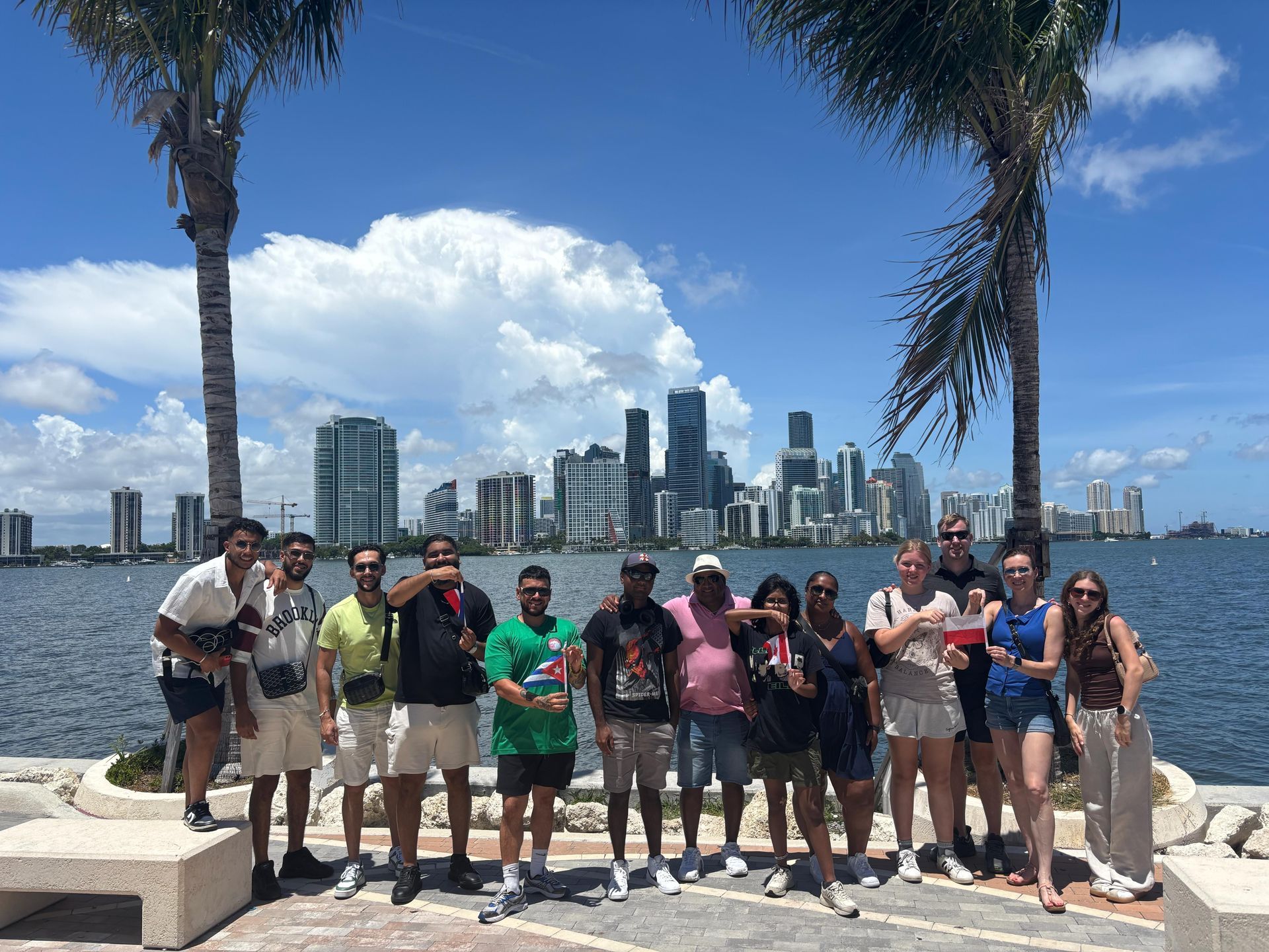 grupo turisto en el Secret Miami Skyline