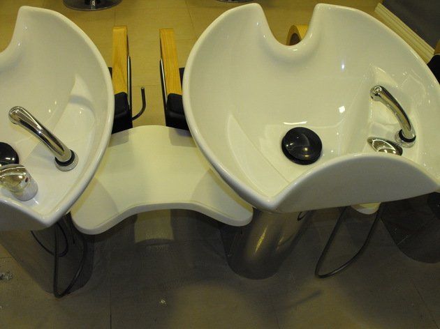 SIA ACRULAT Mākslīgā akmens virsmas frizētavai