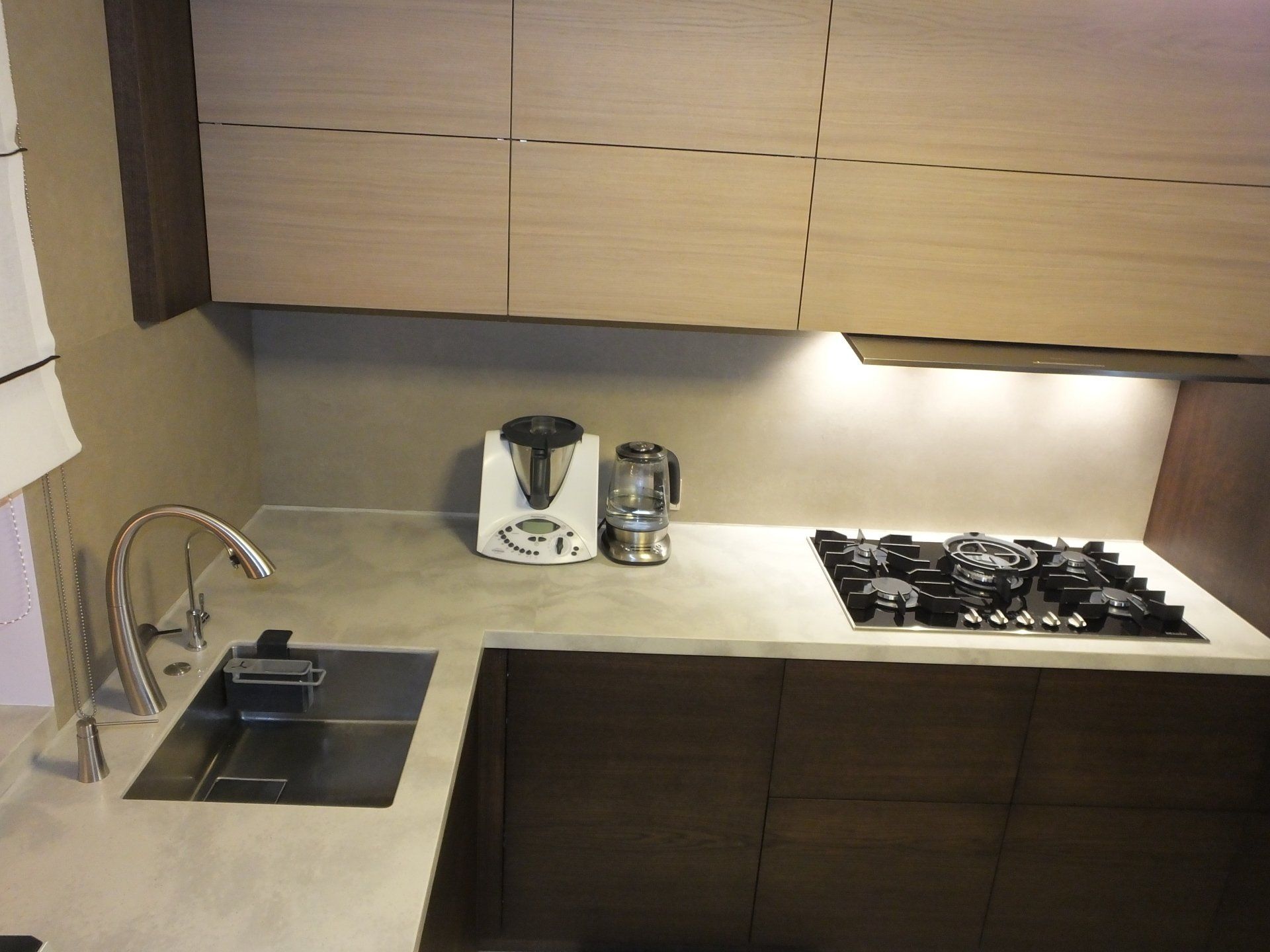 ACRULAT SIA - Virtuves virsmas no mākslīgā akmens 2