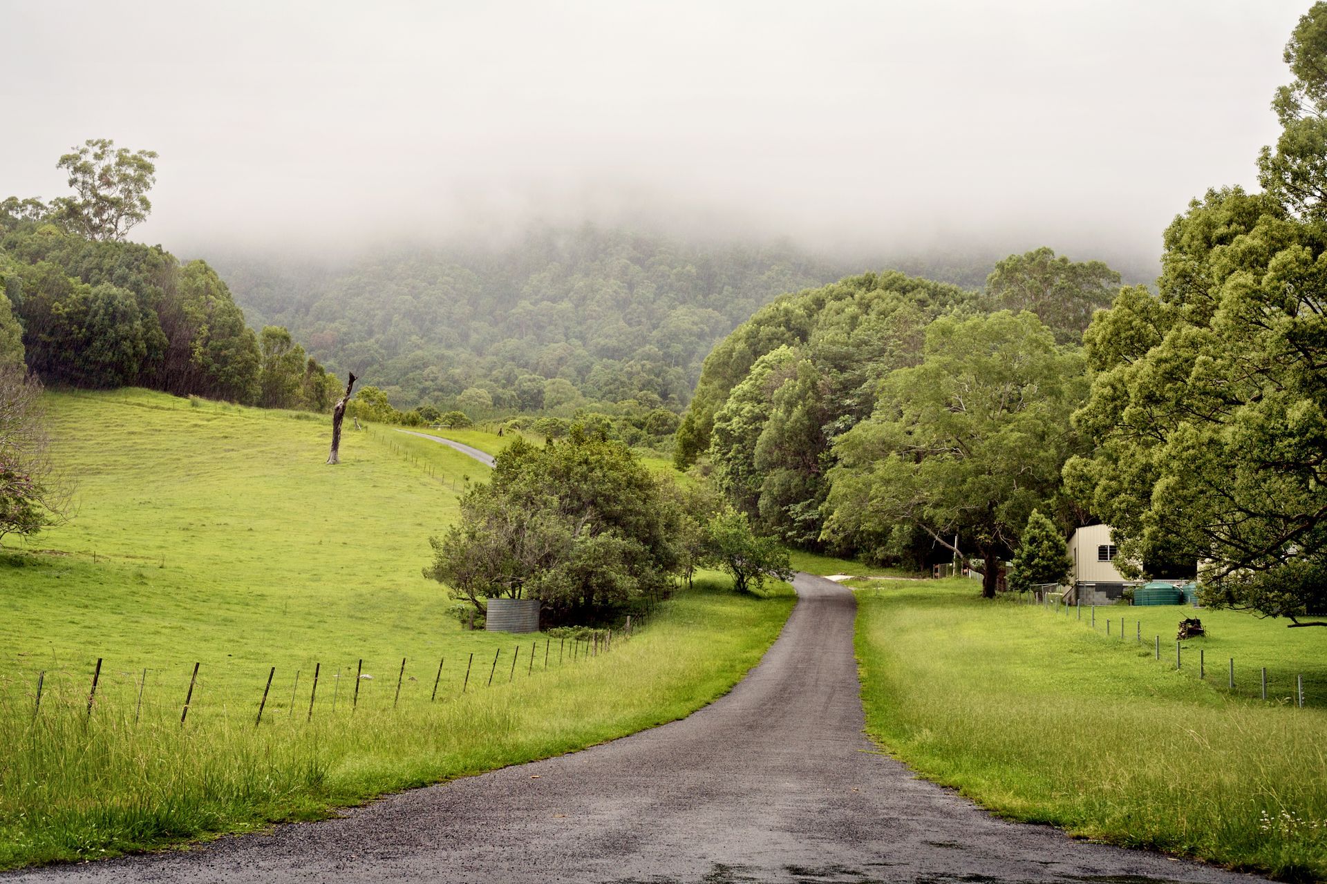 Gravel Road Through a Lush Green Valley in Staplyton — Supertilt Brisbane In Staplyton, QLD