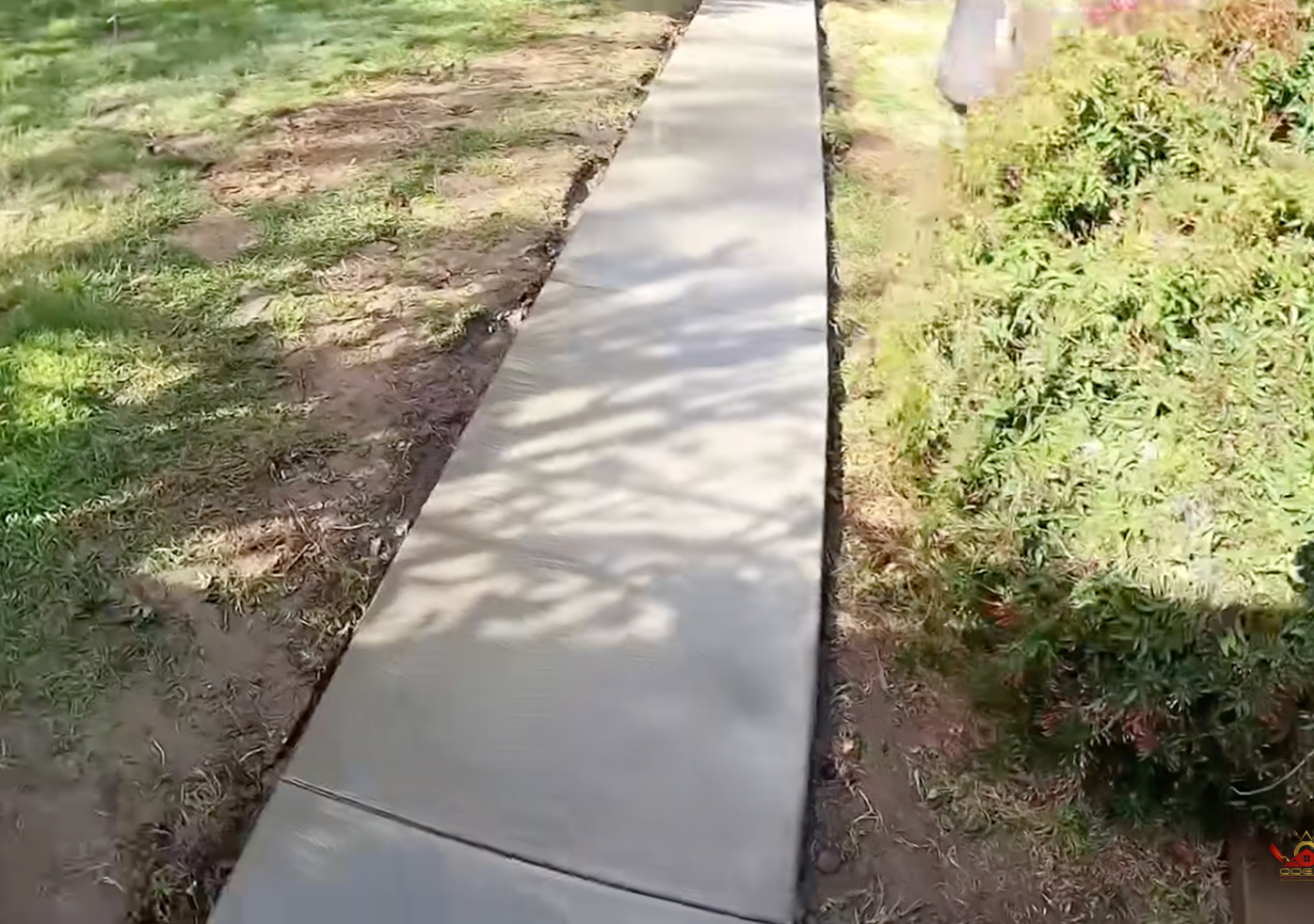 concrete sidewalk installation