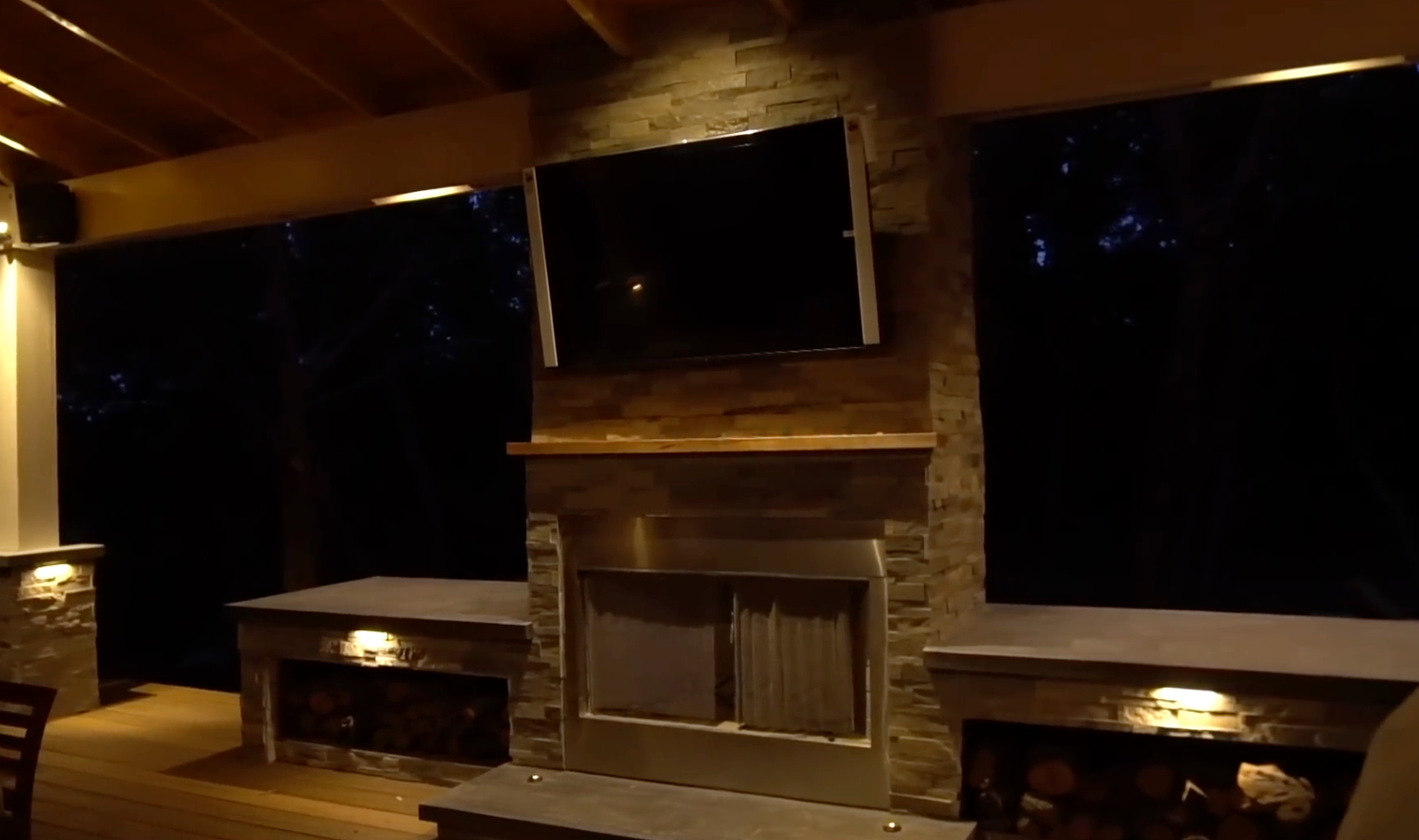 lighting for outdoor living spaces