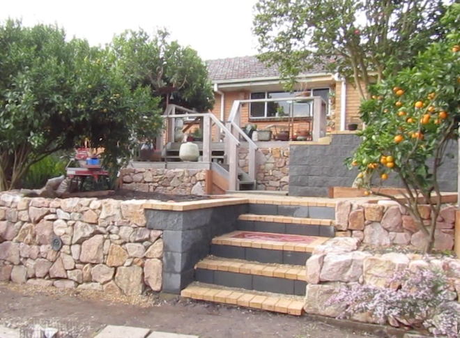 natural stone retaining wall