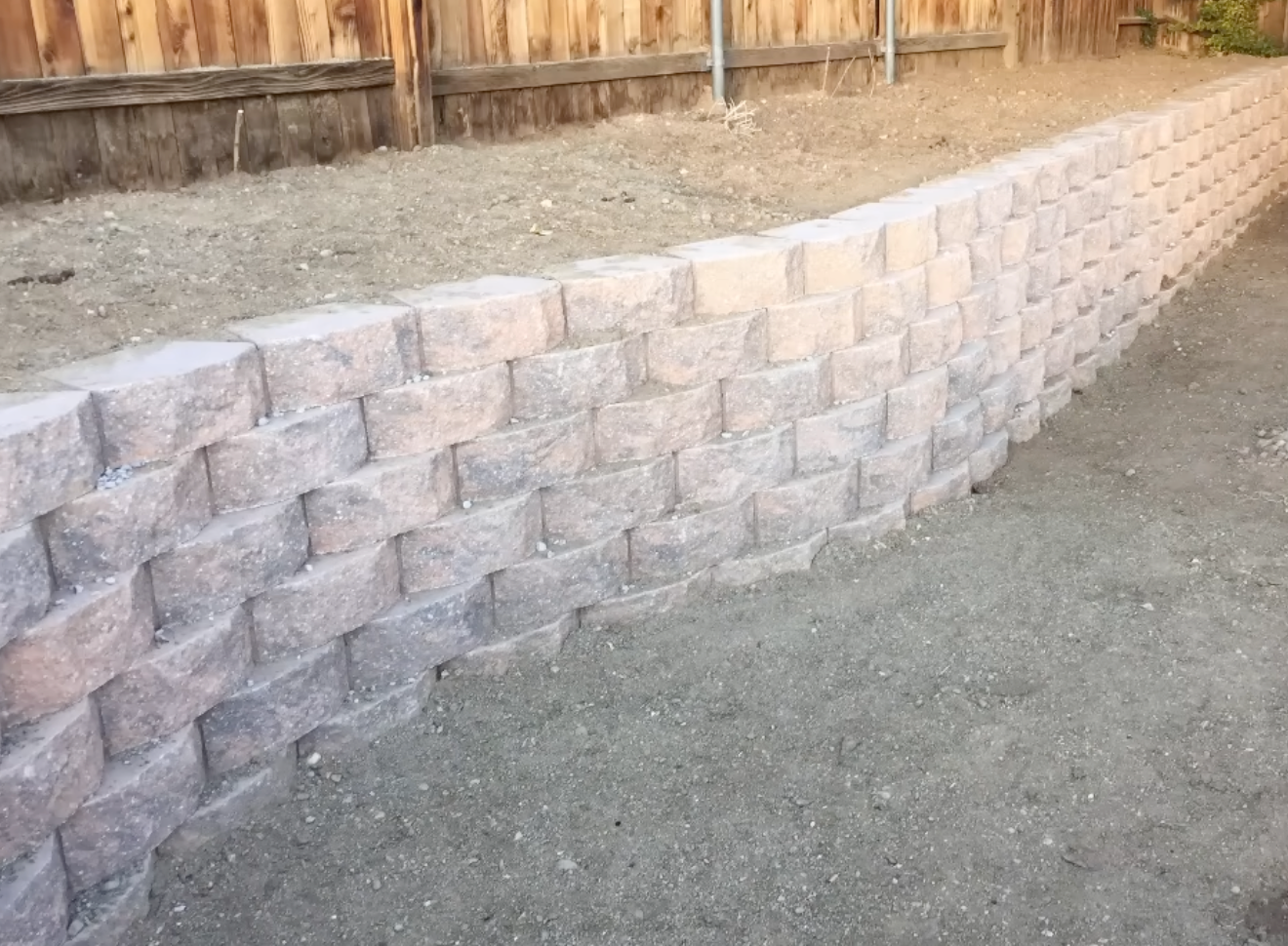 segmental block retaining wall