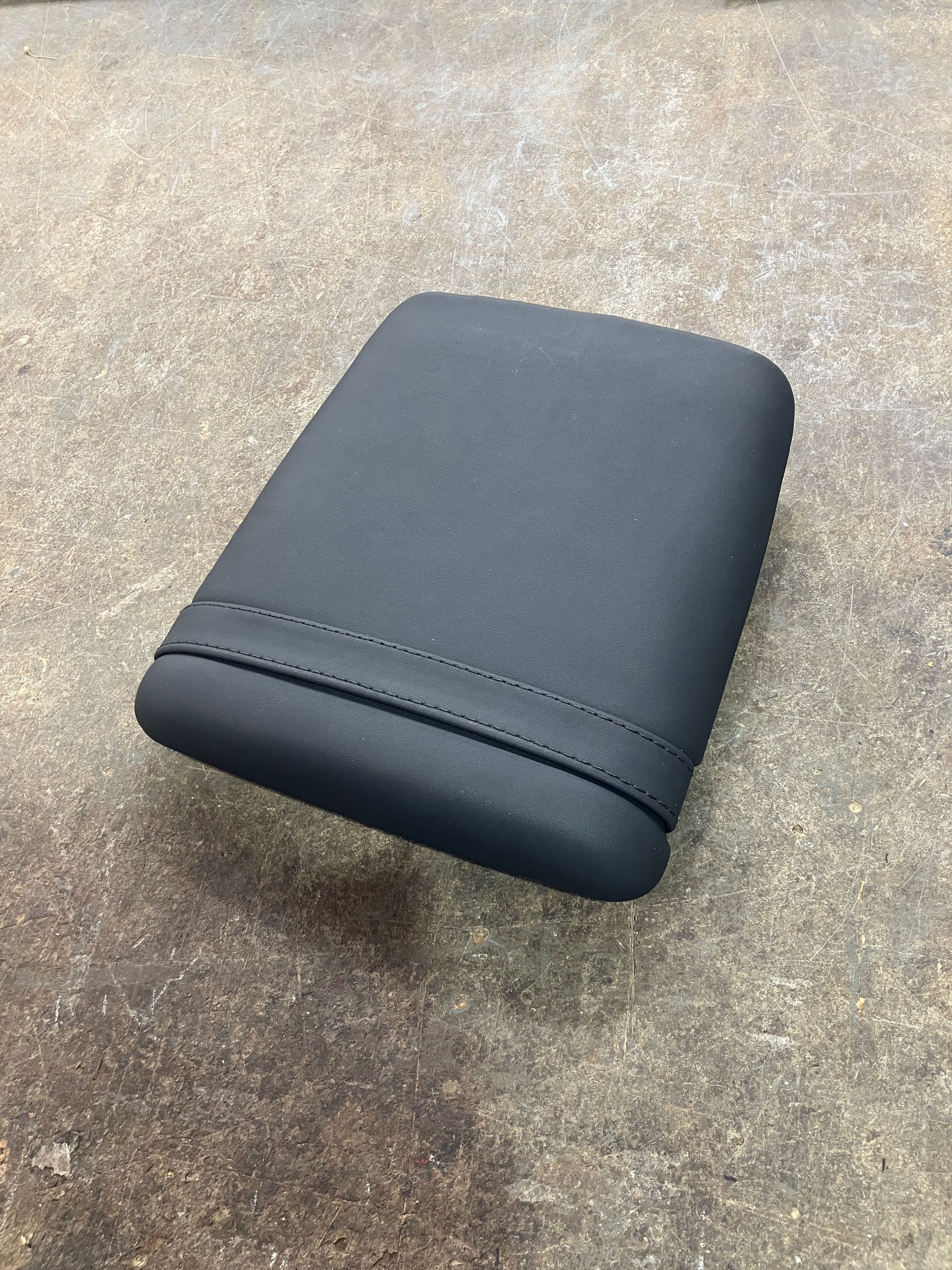 Bike seat recover in black vinyl