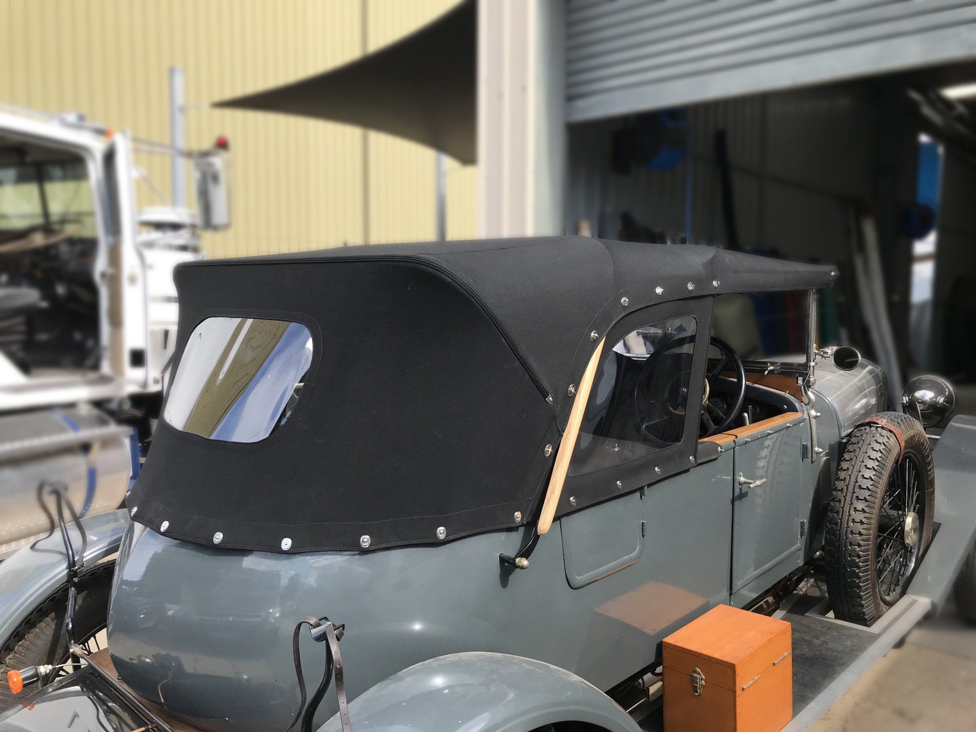 1921 Rugby Tourer canvas hood