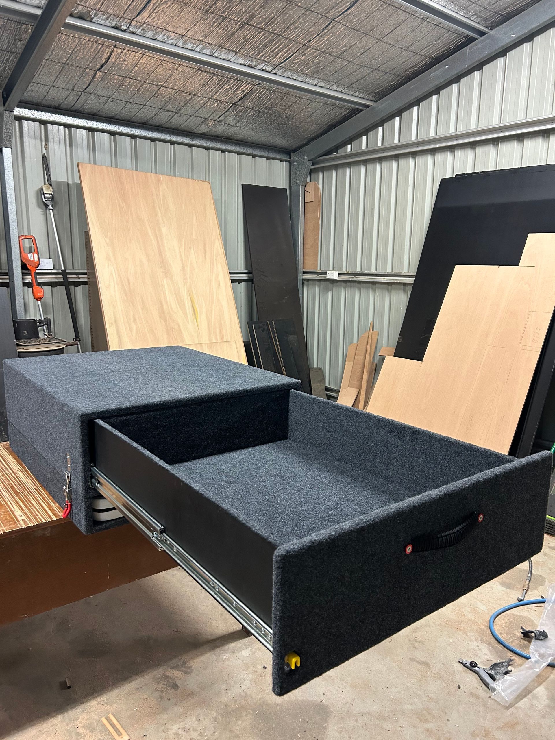 4WD carpeted storage boxes