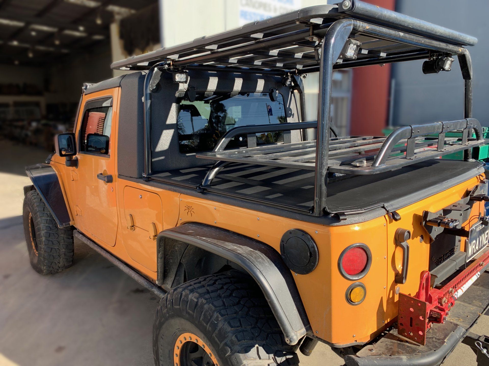4X4 custom tub tonneau