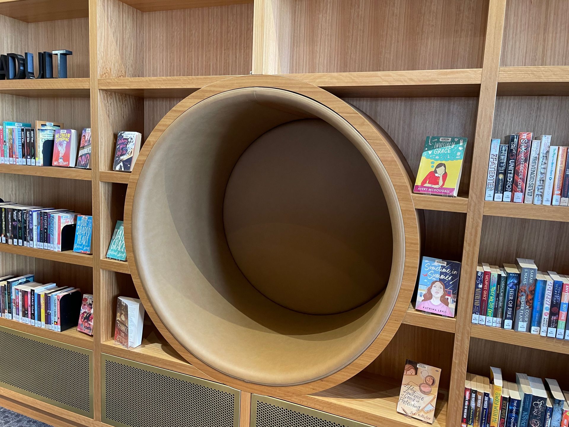 Albury Library round reading nook