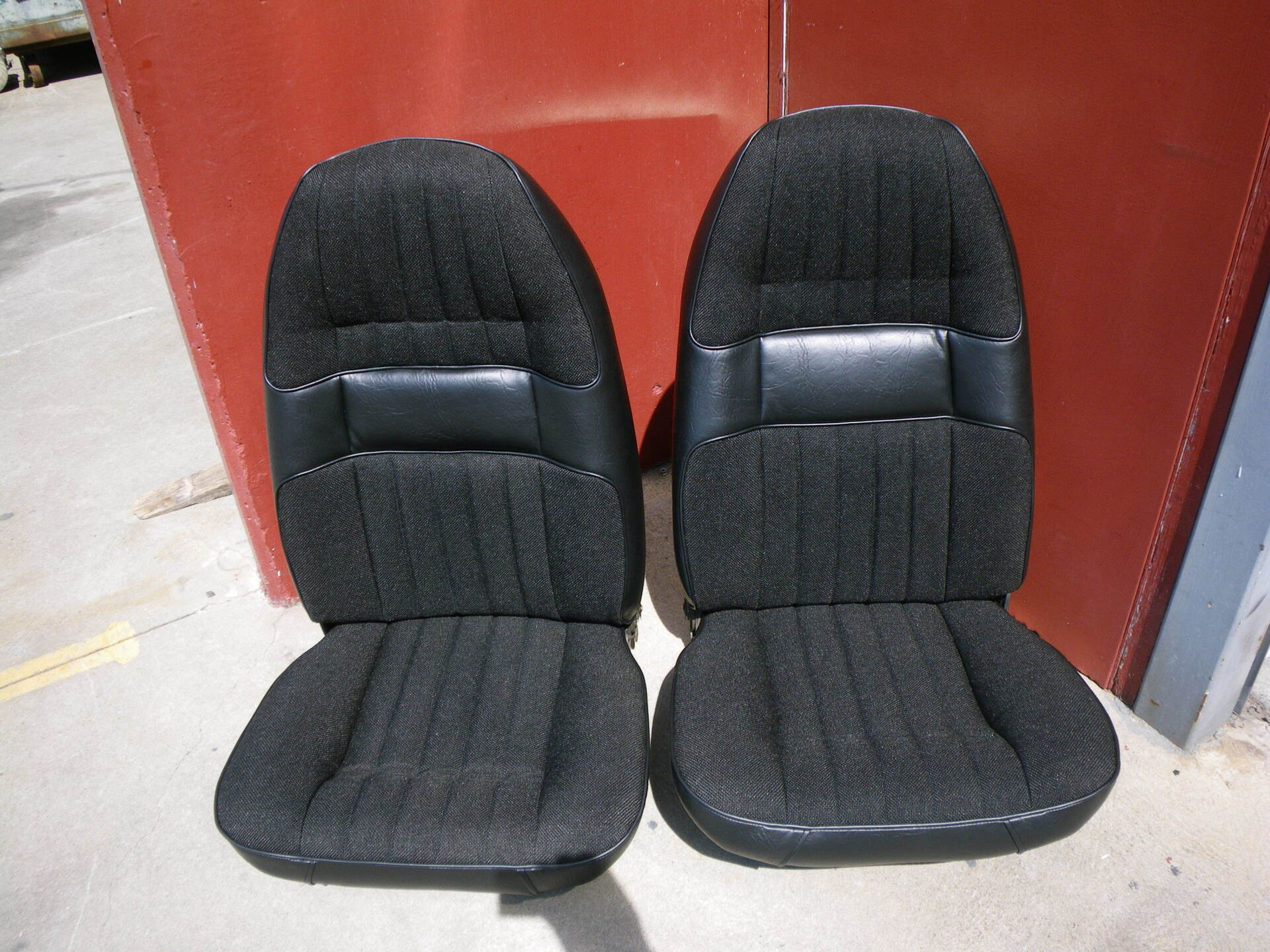 Black Ford Cortina Bucket Seats