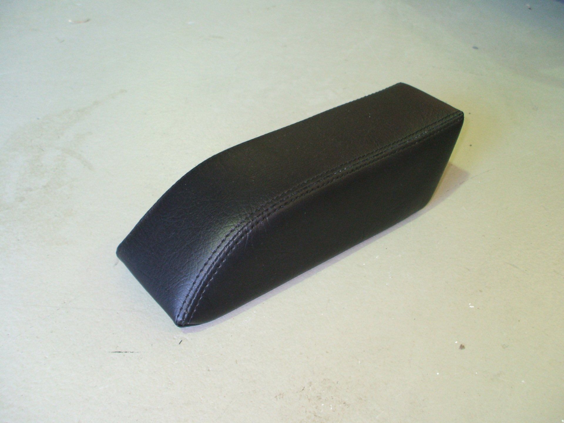 Black Kingswood Arm Rest