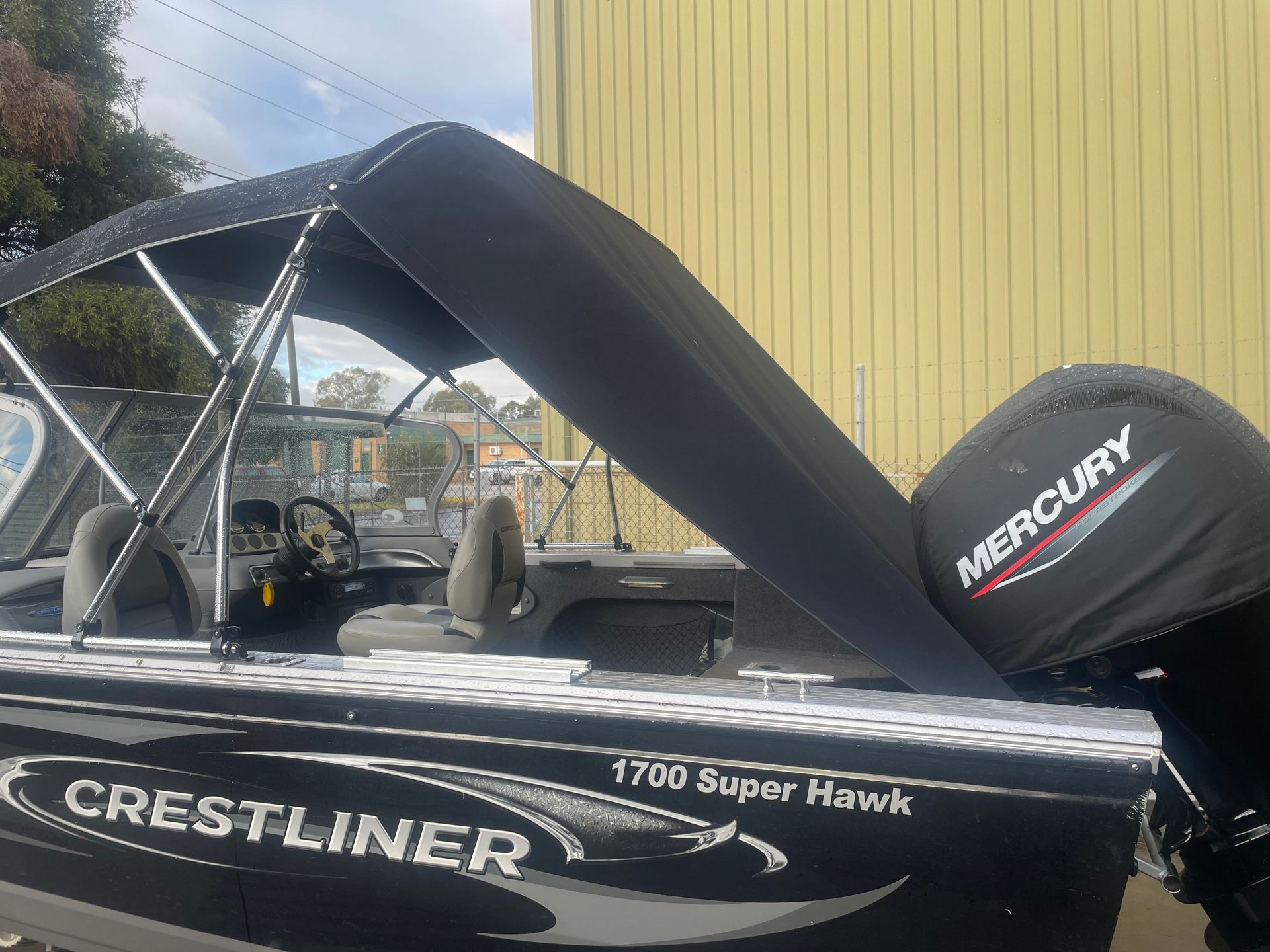 Crestliner 1700 Super Hawk bimini and rear shade
