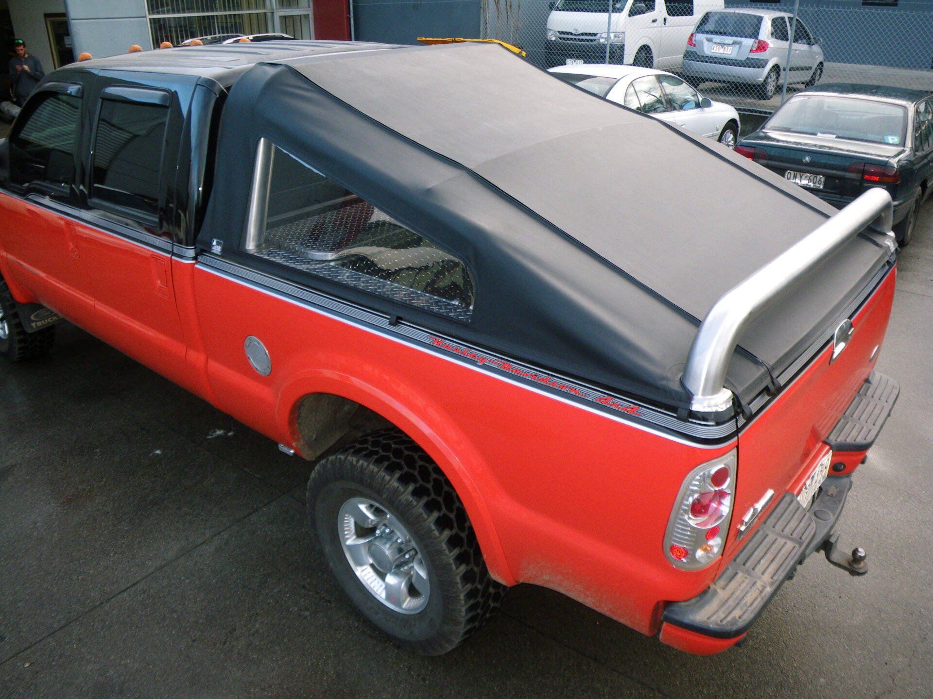 F250 Fastback Slickfit Tonneau with Strata Glass Windows