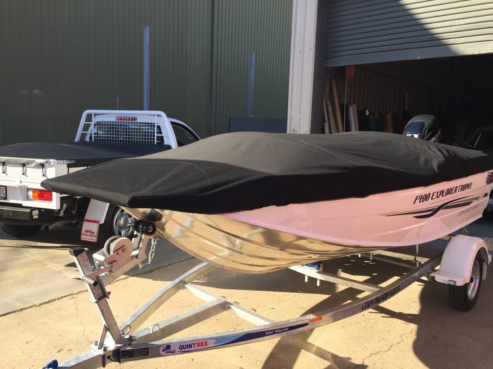 F400 Explorer Trophy canvas tonneau