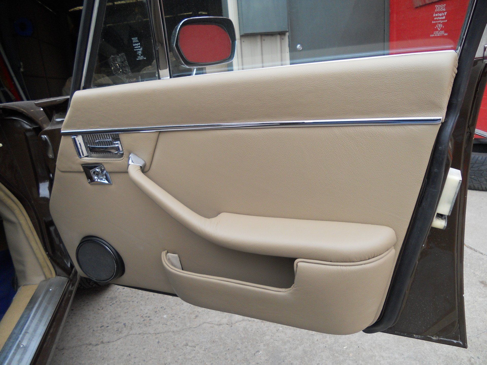 Jaguar XJ 4.2 Leather Door Trim with Arm rest