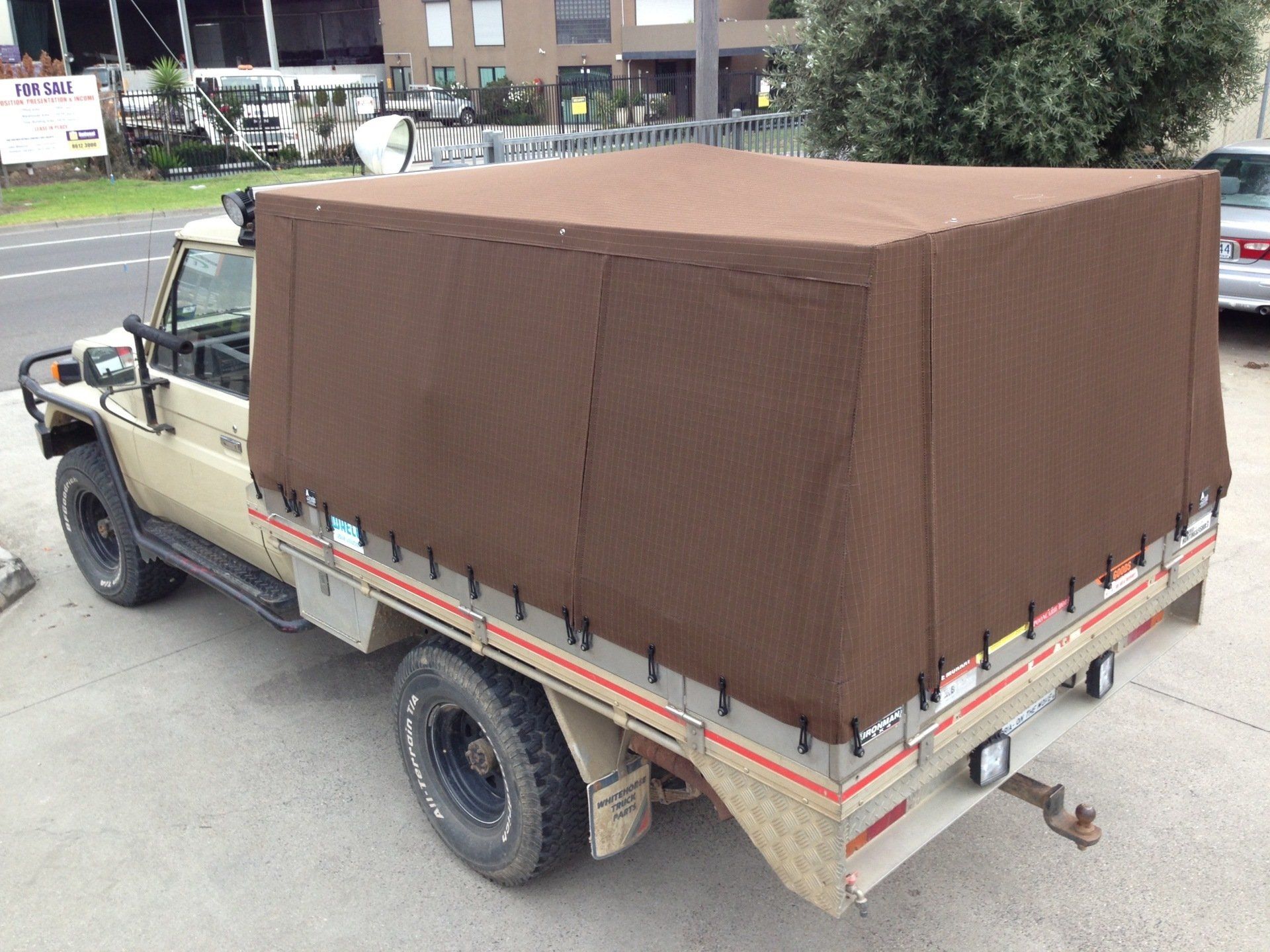 Landcruiser off road canvas canopy