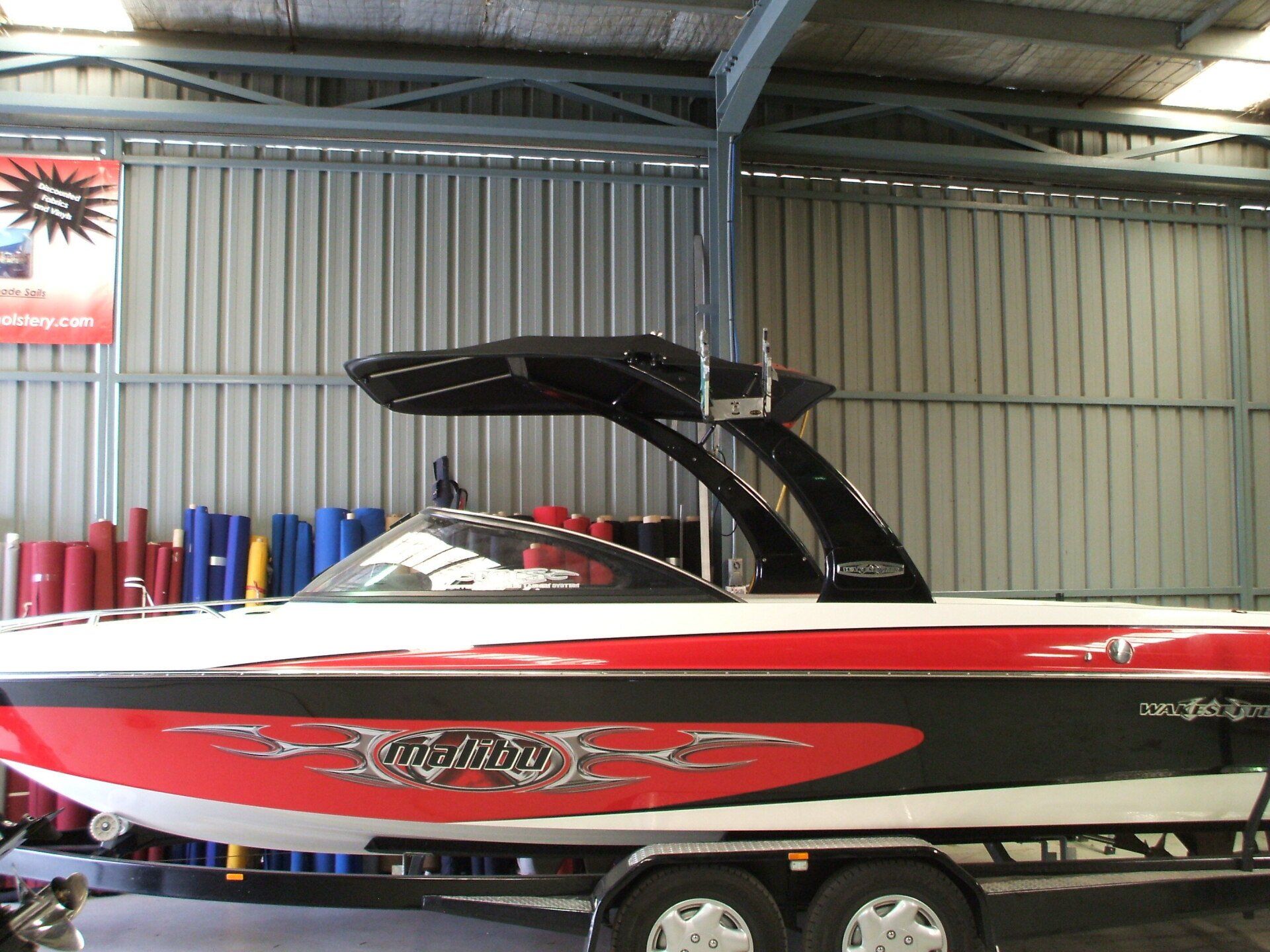 Malibu Wakesetter bimini
