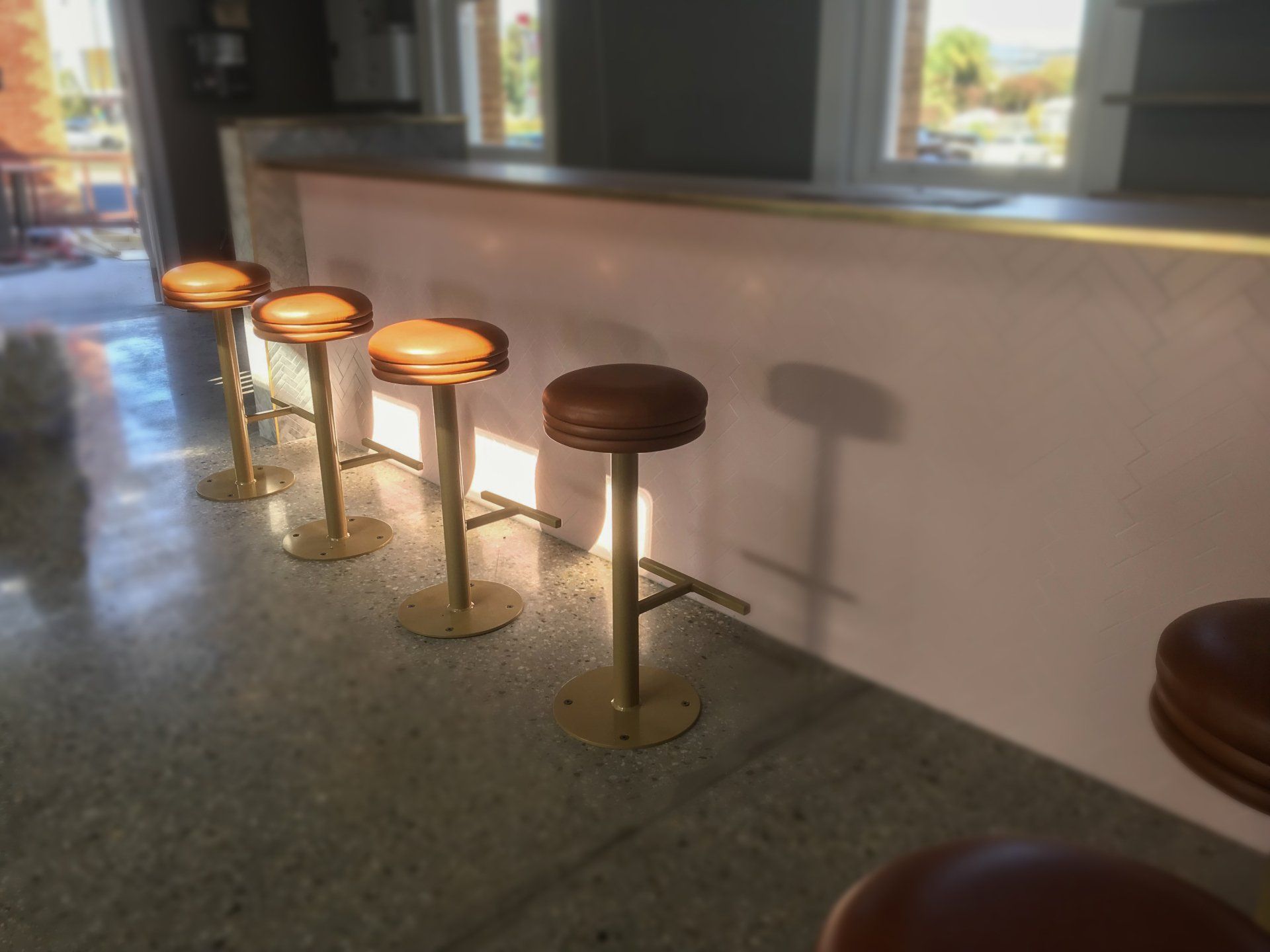 Miss Amelie macaron top stools x4