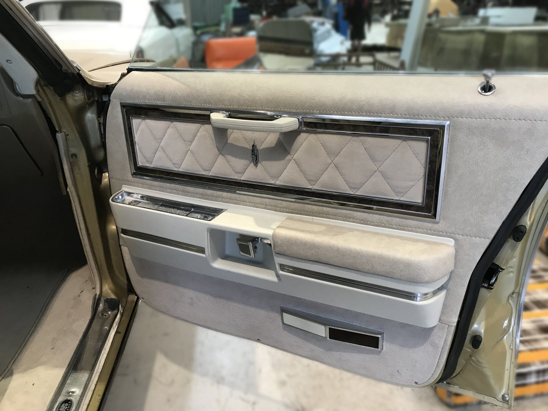 Oldsmobile ninety-eight front driver door trim