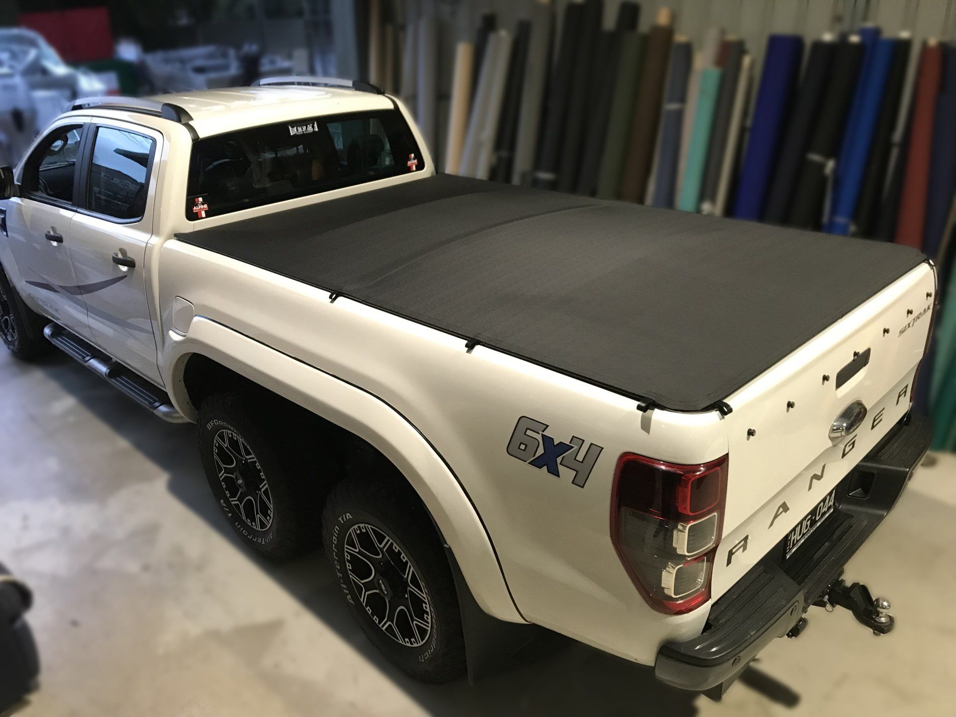 Ranger 6x4 custom stretch tonneau