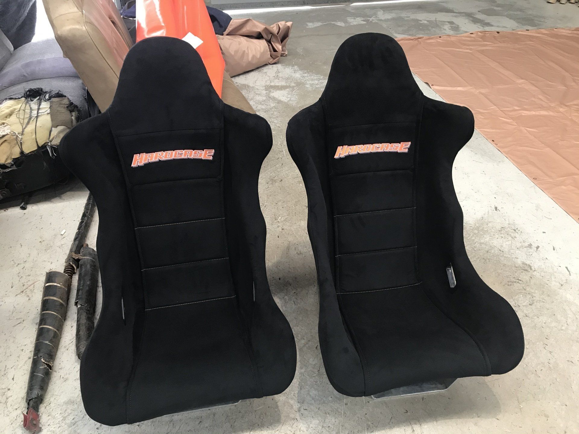 Re-trimmed hardcase racing seat