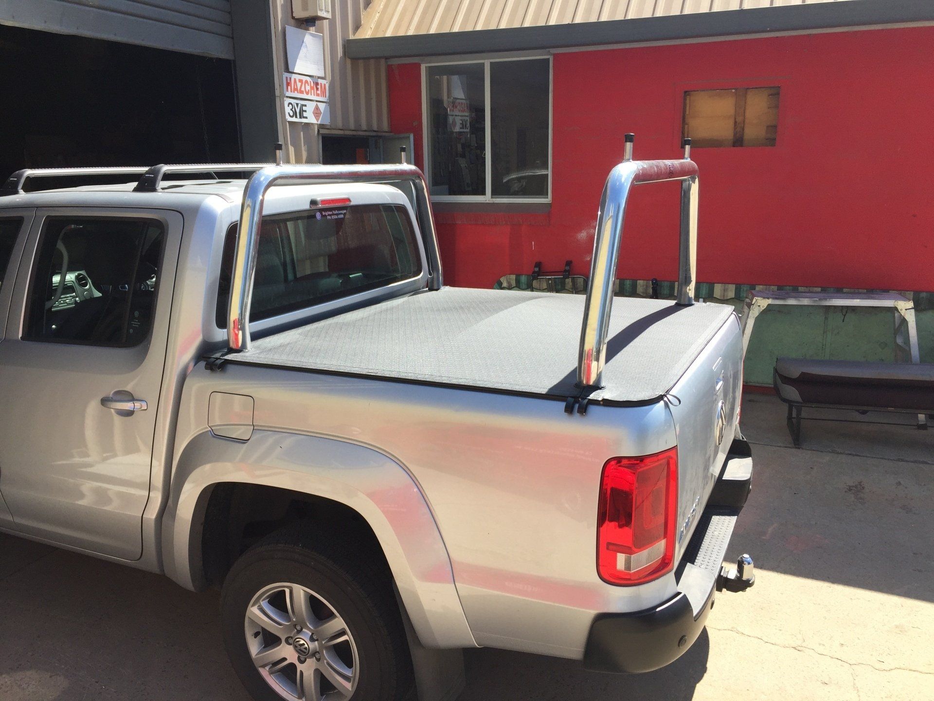 VW Amarok press on tonneau cover