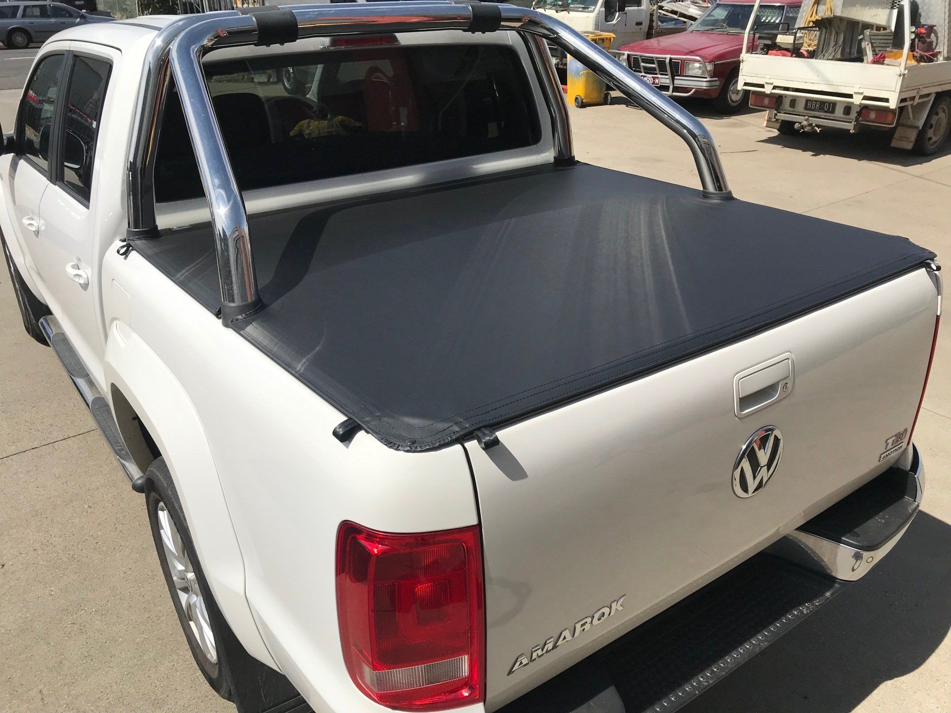 VW Amorok Slikfit style tonneau