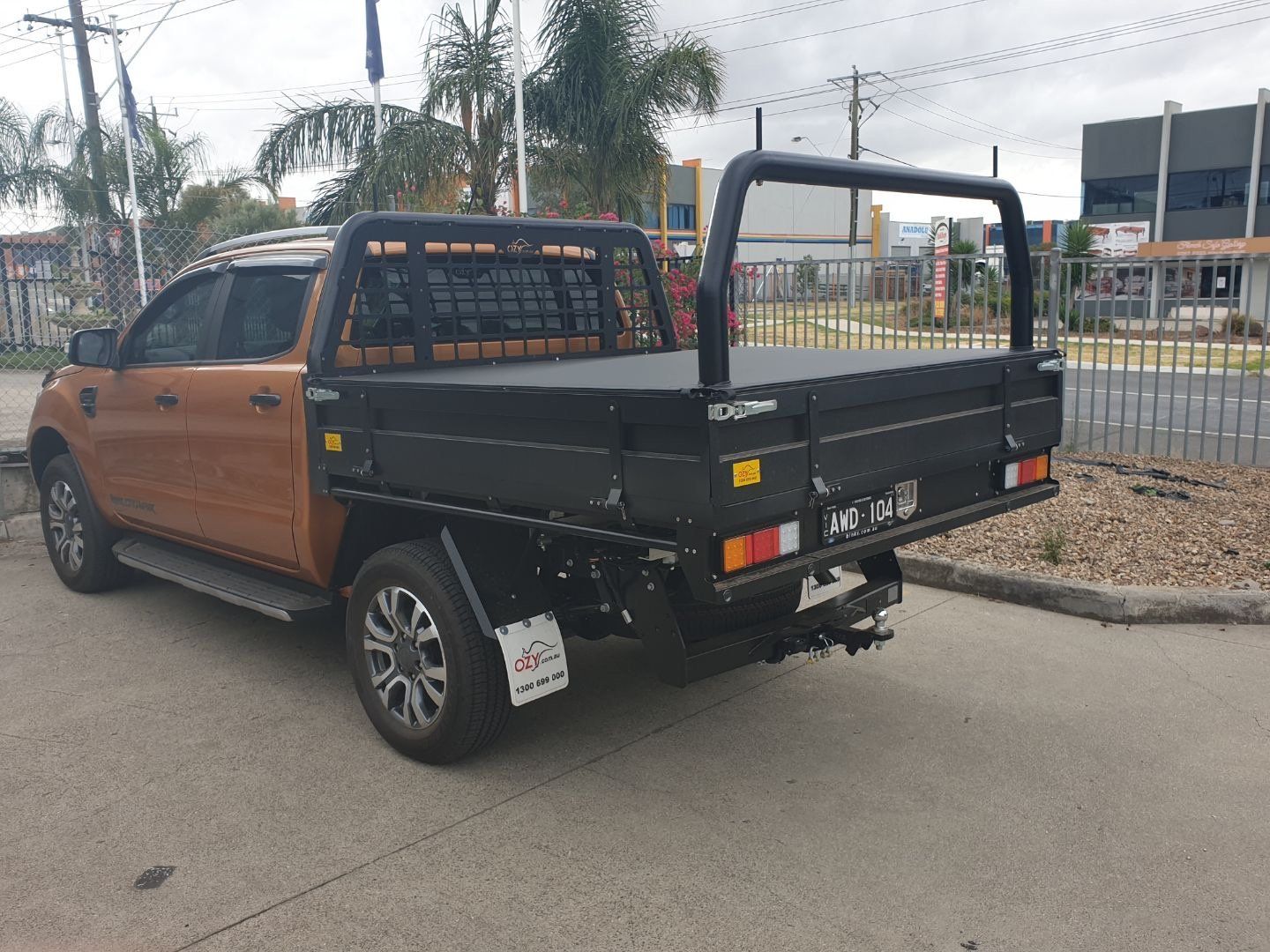 Wildtrak clip on tonneau to steel tray