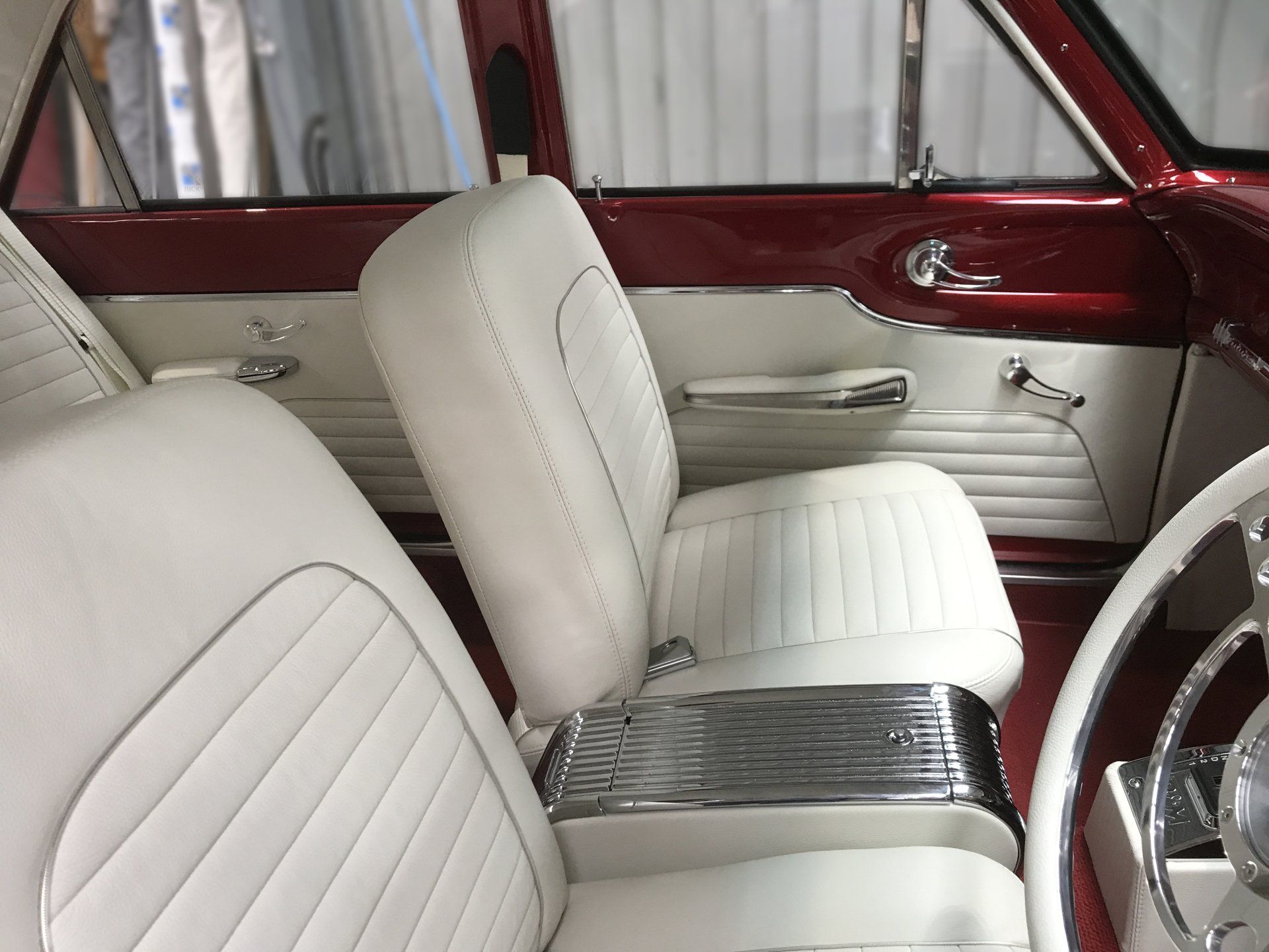 XM Falcon interior front overview