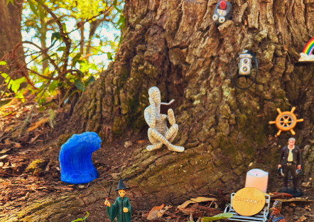 SANDBOX WITHOUT BORDERS: UTILIZING SANDTRAY THERAPY IN DIVERSE SETTINGS