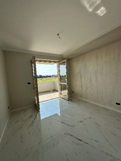 pavimento marmo trilocale Villanova d'Asti