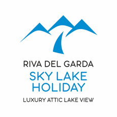 ATTICO SKY LAKE HOLIDAY VACANZA APPARTAMENTO LUXURY logo
