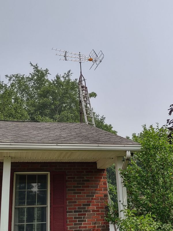 Home Antenna on roof of house Installed by Terra Comp Technology LTD