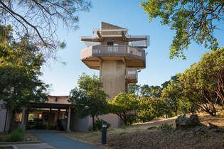 From Lake Oroville Visitors Center’s 47-foot viewing tower, visitors can see the lake, Bidwell Bar Bridge, and the Sutter Buttes, one of the nation’s smallest complete mountain ranges located in Butte County, California. Inside the Center are exhibits showing how Oroville Dam, the nation’s tallest, was constructed from more than 80 million cubic yards of materials and how a pumpback operation is used to generate power via the lake’s three power plants.Picture