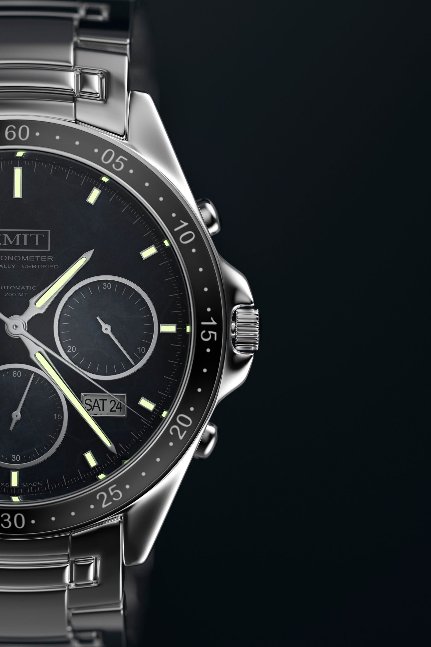 Primo piano di un orologio da polso in argento con quadrante nero, che indica l'ora.