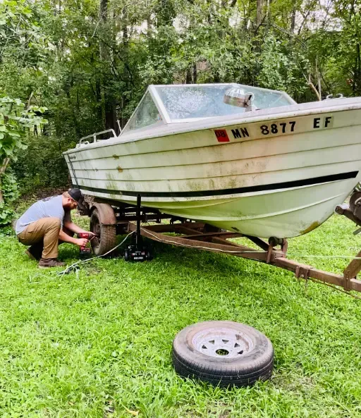 Boat Removal Services in Chisago City