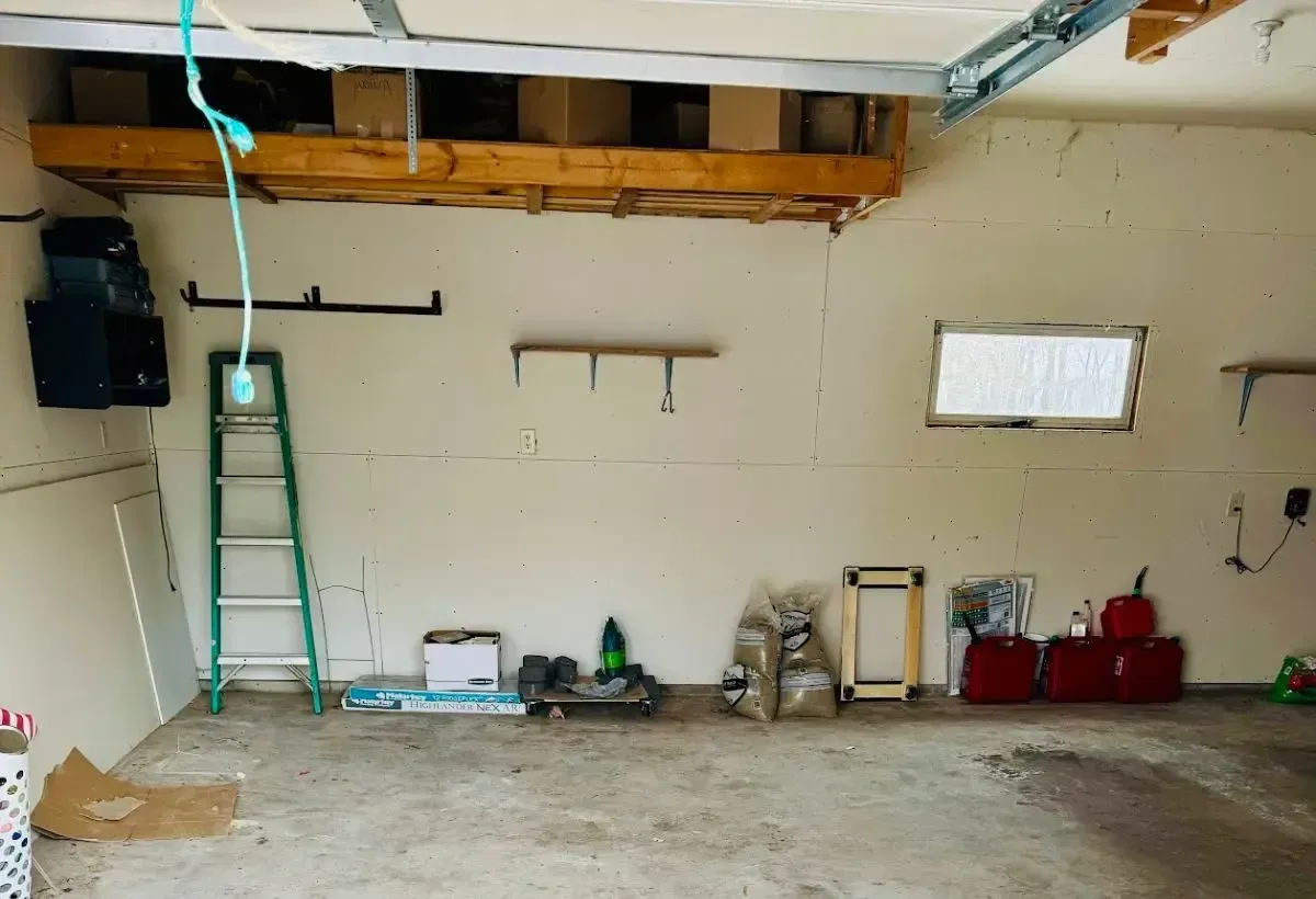 Garage Cleanout Services in Forest Lake Garage Cleanout Services in Forest Lake