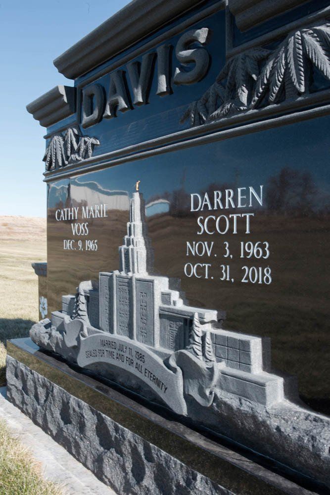 Memorial for Darren Scott Davis featuring LDS Salt Lake Temple carving and bold serif font